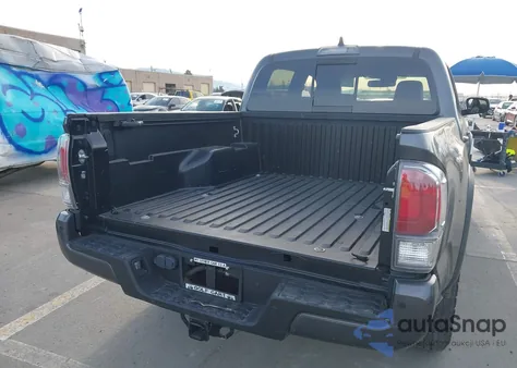 2022 Toyota Tacoma Trd Off Road из США, поврежденный, VIN 3TMCZ5AN9NM502522